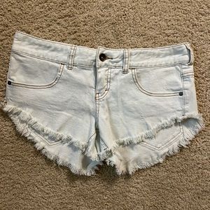 Billabong Low-Rise Fringe Shorts Size 27
